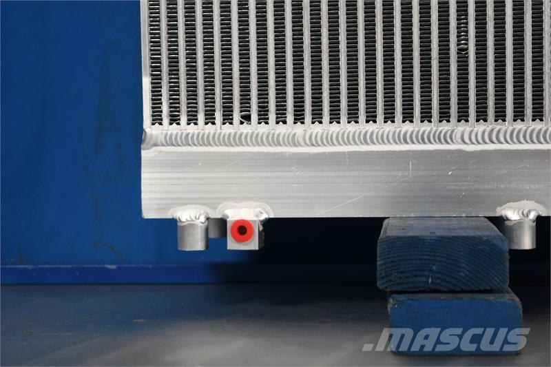CAT PL72, D6T Radiator # 851032 Radiators