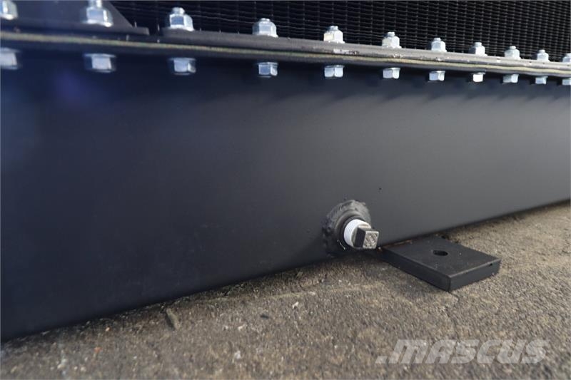 CAT Radiator # 850155 Radiators