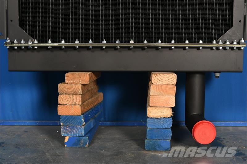 CAT SS-250, SS-250B, RR-250 Radiator # 850899 Radijatori