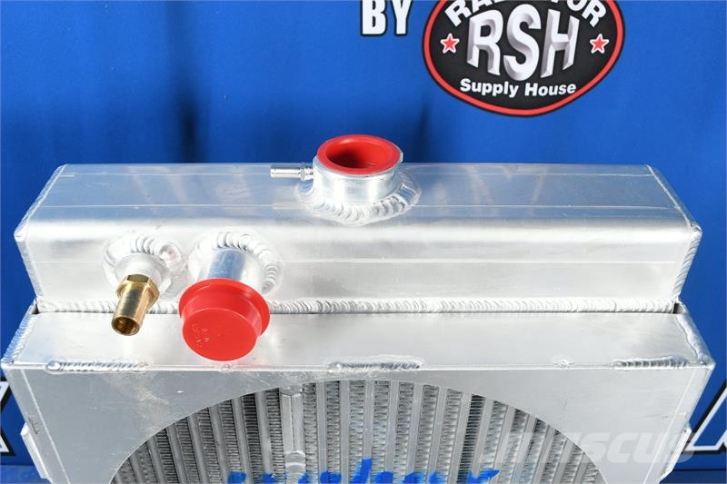 CAT T40 Forklift Radiator # 850435 Radiators