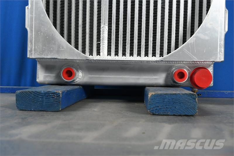 CAT T40 Forklift Radiator # 850435 Radiators