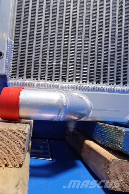 CAT TH255 Radiator # 850885 Radijatori