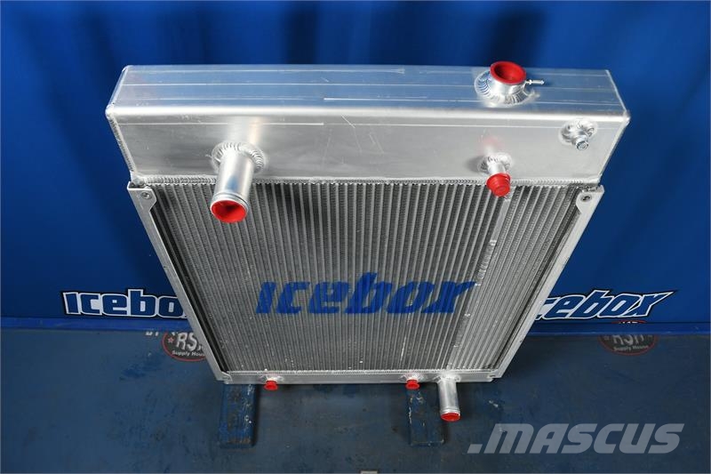 CAT V800 Radiator # 850878 Radiators