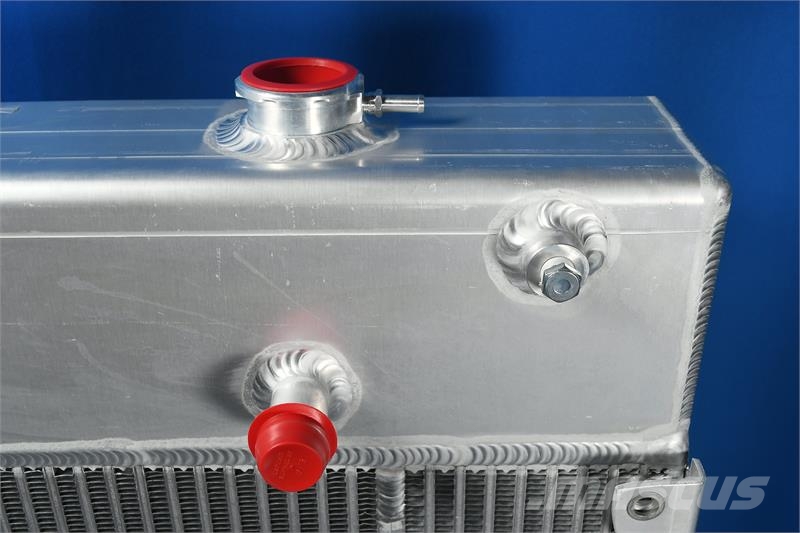 CAT V800 Radiator # 850878 Radiators