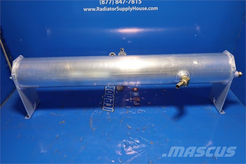 CAT XQ400 Expansion Tank # 851223 Radyatörler