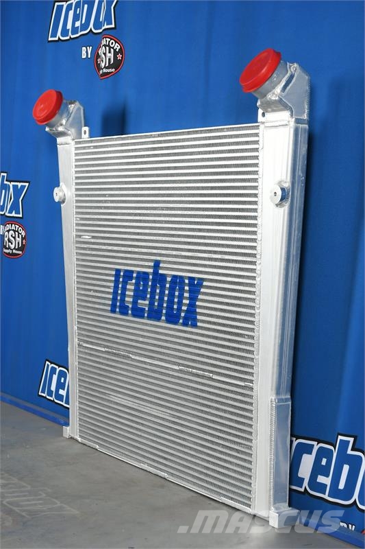 Challenger MT835C, MT755C, MTS855C Charge Air Cooler # 851303 Radiadores