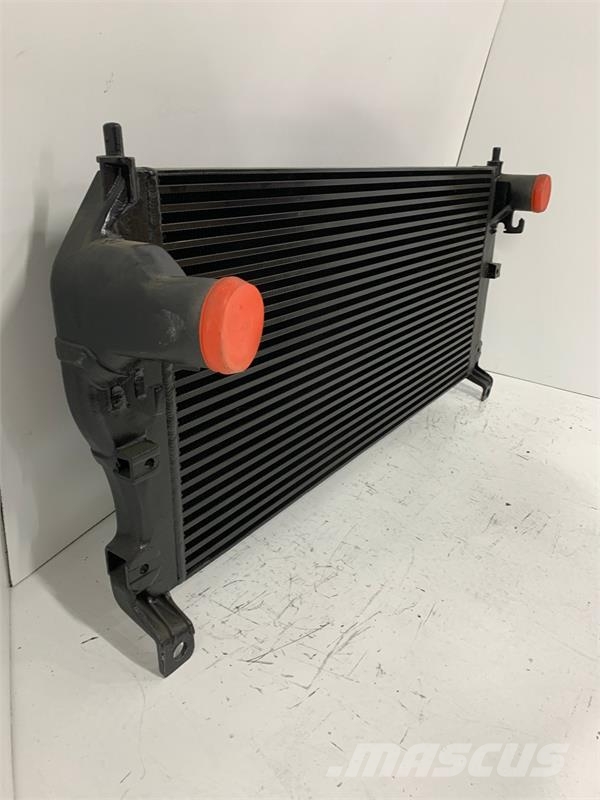 Chevrolet / GMC Silverado P/U 2001-2005 Charge Air Cooler # Jäähdyttimet