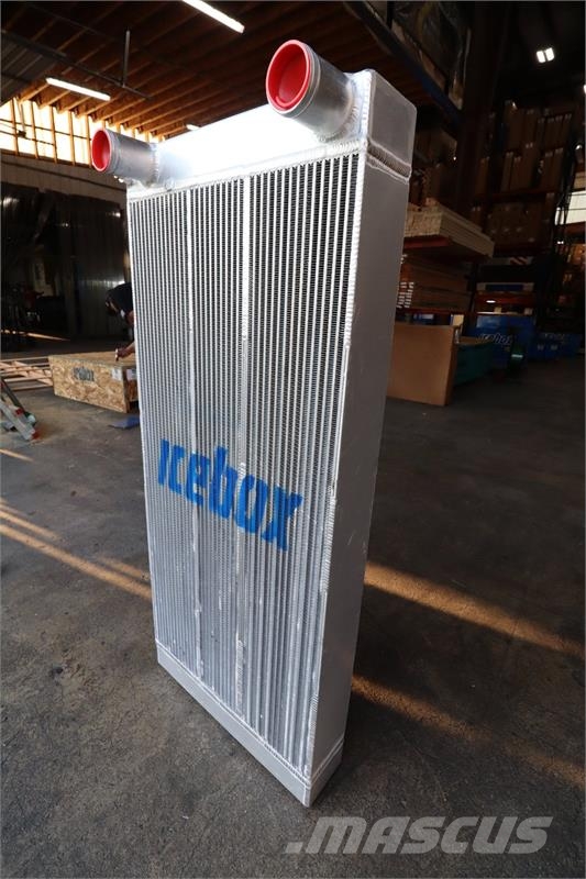 CLAAS 900 Radiator # 820197 مشعات
