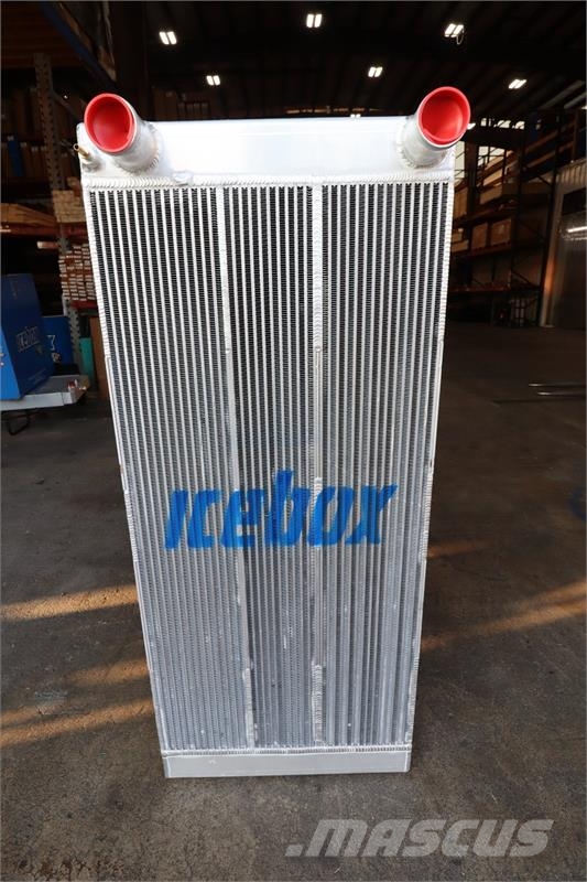CLAAS 900 Radiator # 820197 مشعات