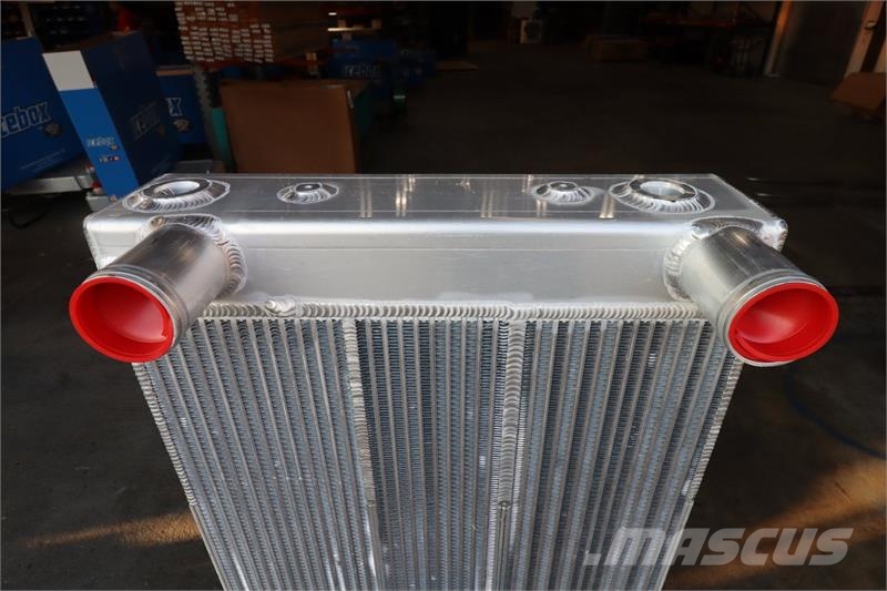 CLAAS 900 Radiator # 820197 مشعات