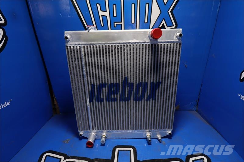 Clark C55SD Radiator # 950215 مشعات