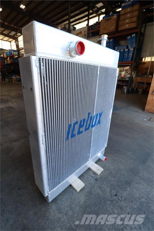 Corn Picker El30 Radiator # 890755 Radiadores