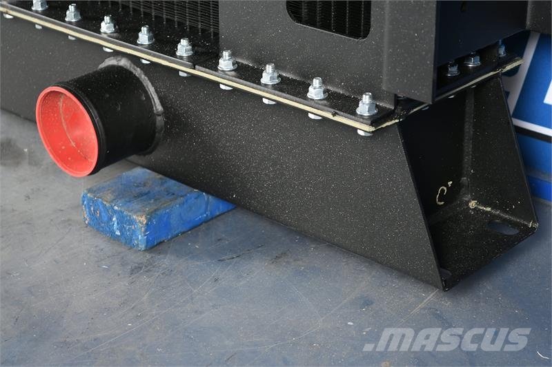 Cummins Generator Radiator # 990017 散热器