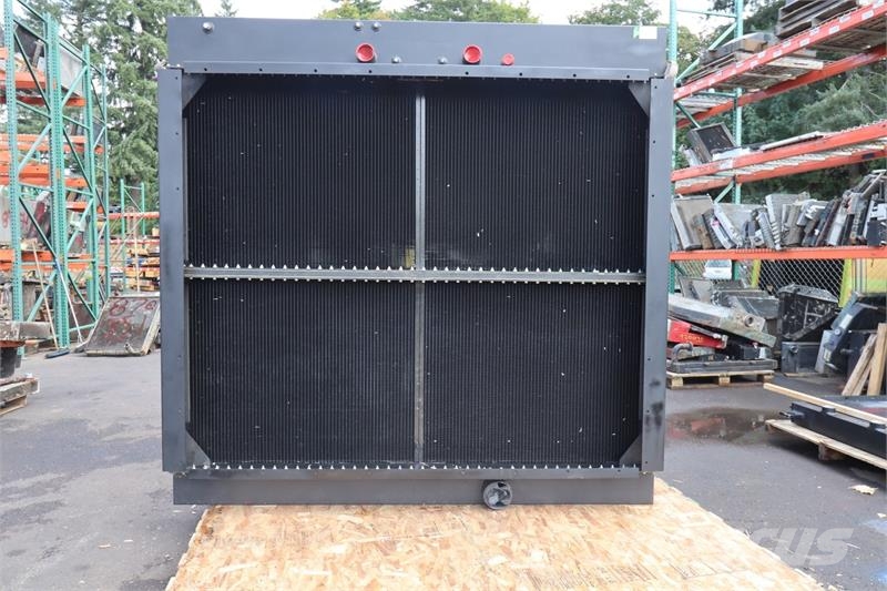 Cummins Onan 1100 KW Radiator # 990168 Radiatorer