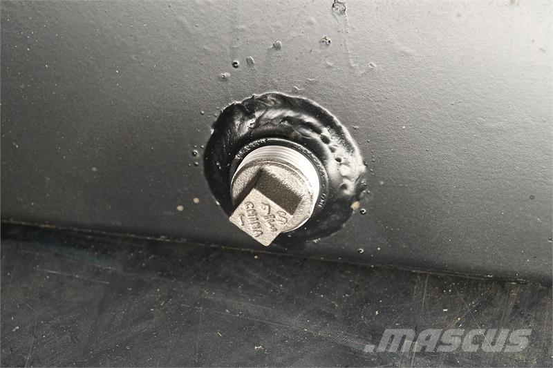Cummins Onan QST30, 800DFHB Radiator # 990407 Radiadores