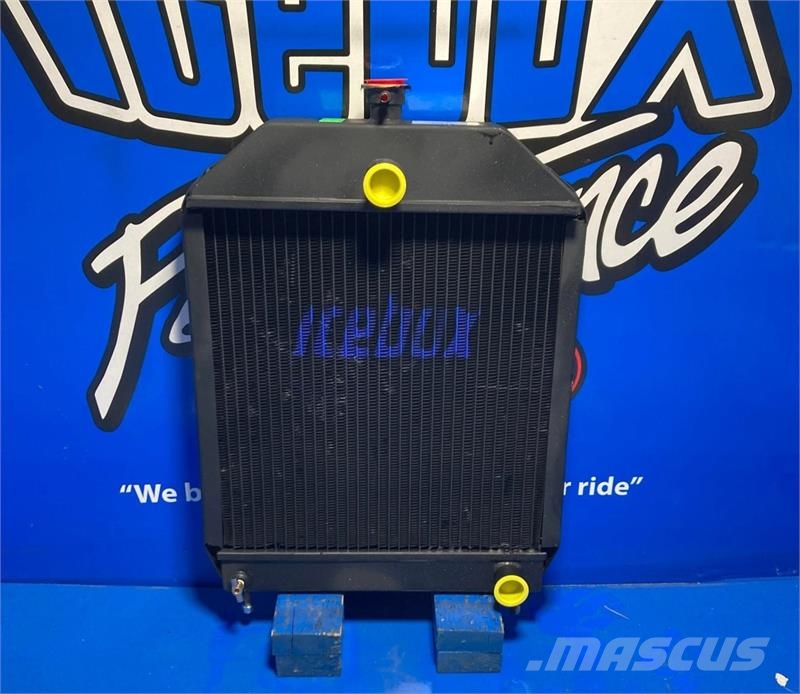 Cummins Radiator # 990015 散热器