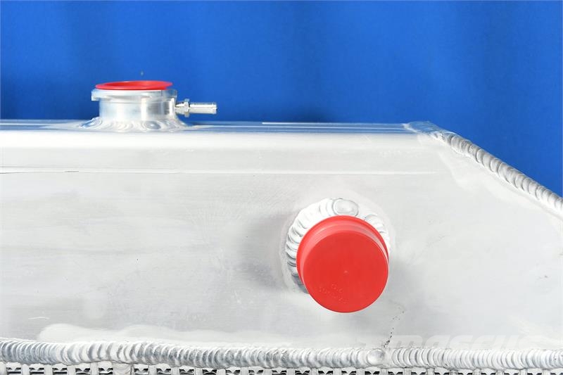 Cummins Radiator # 990066 Radijatori
