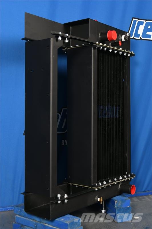 Cummins Radiator # 990402 Radiaatorid