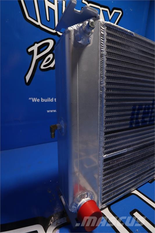 Deutz Hydraulic Power Unit Radiator # 990333 Radiadores