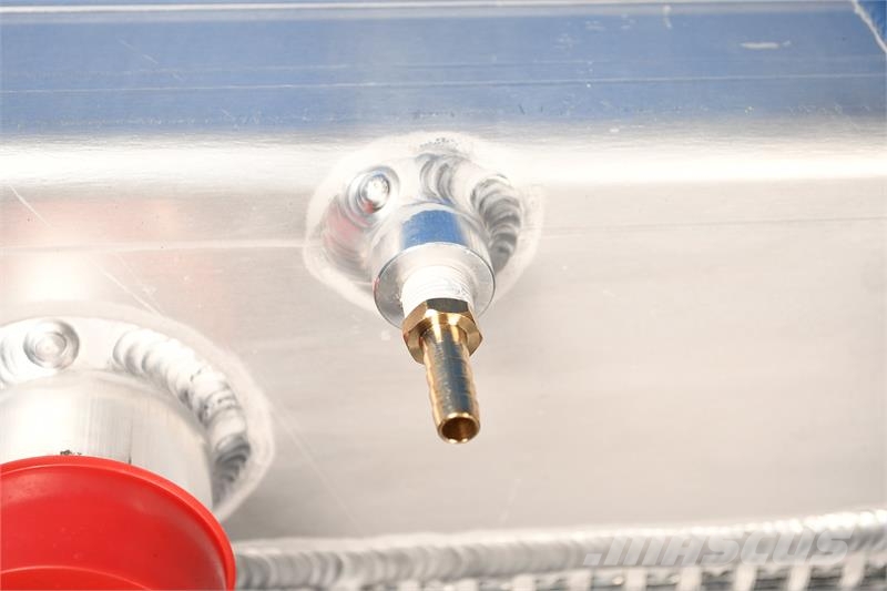 Diamond 210 Yarder Radiator # 950213 Radiatoare