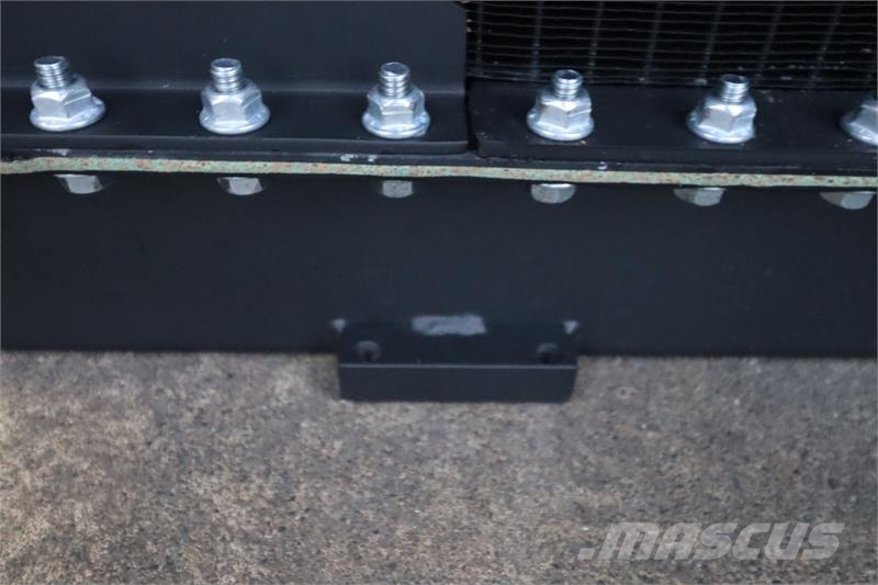 Doosan DL400 Radiator # 890668 Radiadores