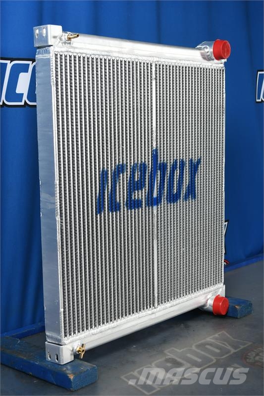 Ford B500, B600, B700, B800, F600, Radiator # 600100 Радіатори