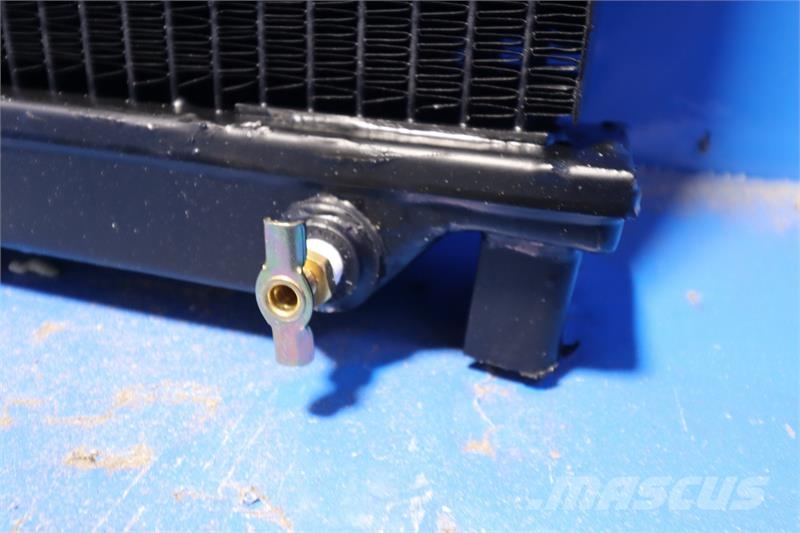 Ford B500,B600,B700,B800,F600 Radiator # 600025 Καλοριφέρ