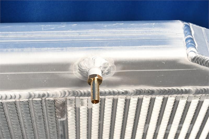 Ford C, CF7000, 8000 Radiator # 600183 Radiatorer