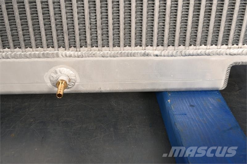 Ford Diesel P/U Radiator # 600193 라디에이터