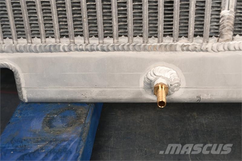 Ford Diesel P/U Radiator # 600193 라디에이터