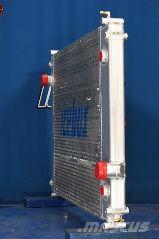 Ford F650, F750, Radiator # 600190 Radiadores