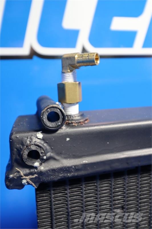 Ford F700 Radiator # 600029 Радіатори