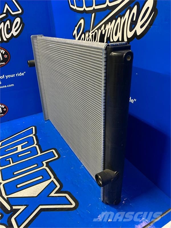 Ford L, LA, LN, LS, LT8000 LN7000 Radiator # 600048 Radijatori