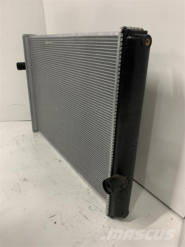 Ford L, LA, LN, LS, LT8000 LN7000 Radiator # 600048 Radijatori