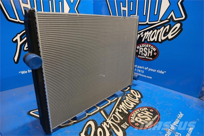 Ford LT7500, LT8500 Radiator # 600057 Radiadores