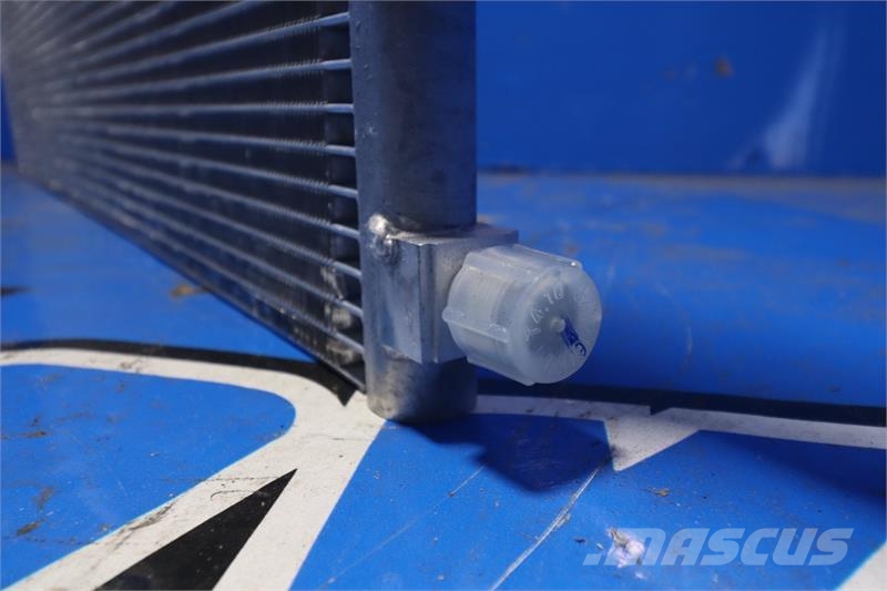 Ford / Sterling AC Condenser # 727180 Радіатори