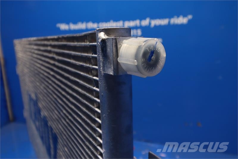 Ford / Sterling AC Condenser # 727180 Радіатори