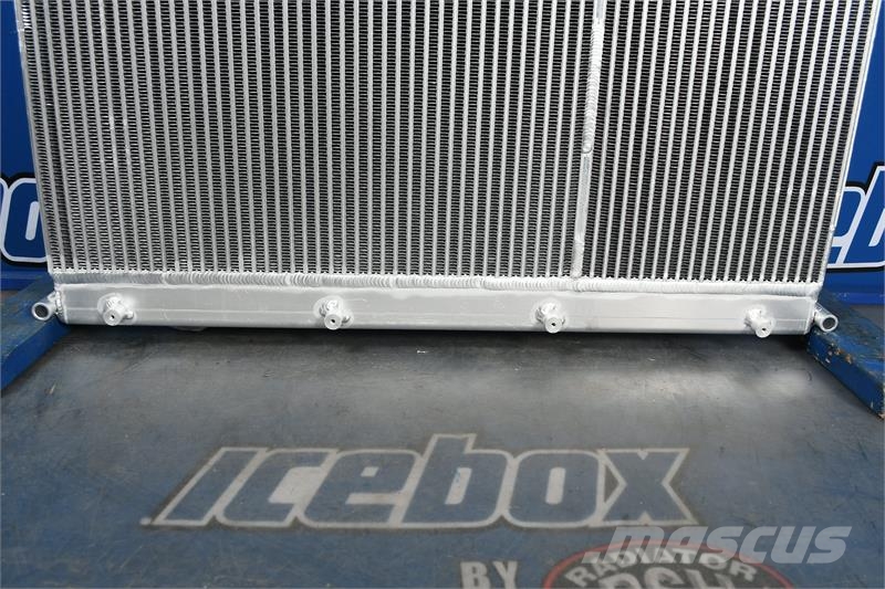 Freightliner Acterra Radiator # 601084 Radijatori