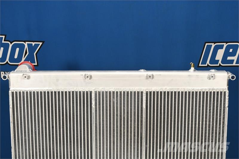 Freightliner Acterra Radiator # 601085 Radijatori
