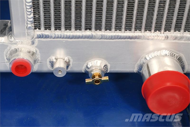 Freightliner Acterra Radiator # 601085 Radijatori