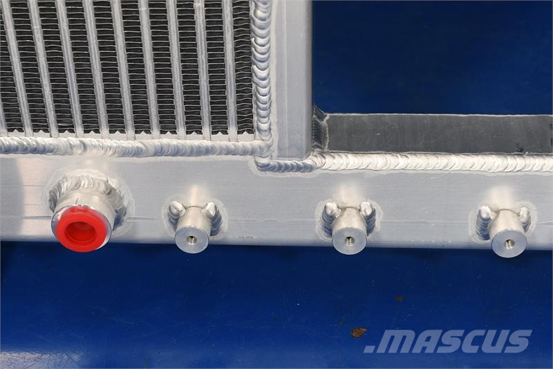 Freightliner Acterra Radiator # 601085 Radijatori