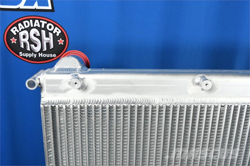 Freightliner Acterra Radiator # 601084 Radijatori
