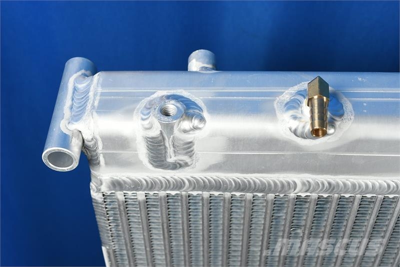 Freightliner Acterra Radiator # 601084 Radijatori