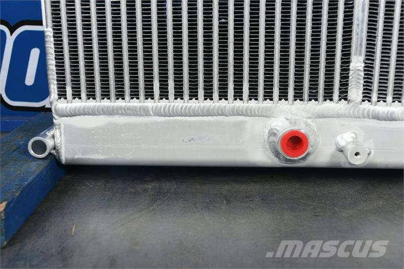Freightliner Acterra Radiator # 601084 Radijatori