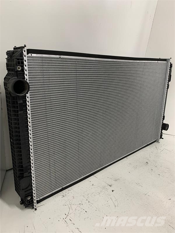 Freightliner Argosy COE Radiator # 601069 Radiadores