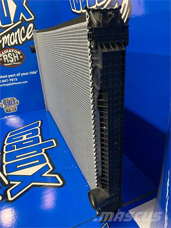 Freightliner Argosy COE Radiator # 601069 Radiadores