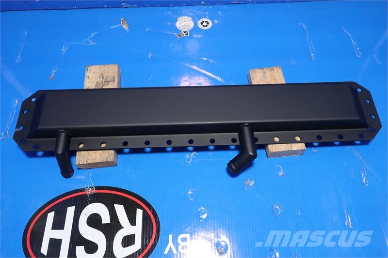 Freightliner Bottom Tank # 601469 Radiatoren