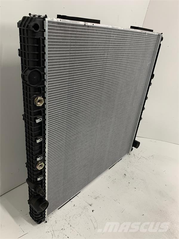 Freightliner Cascadia Radiator # 601019 Radijatori