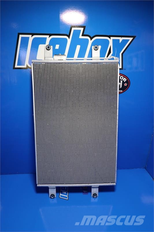 Freightliner Cascadia AC Condenser # 601975 Radijatori