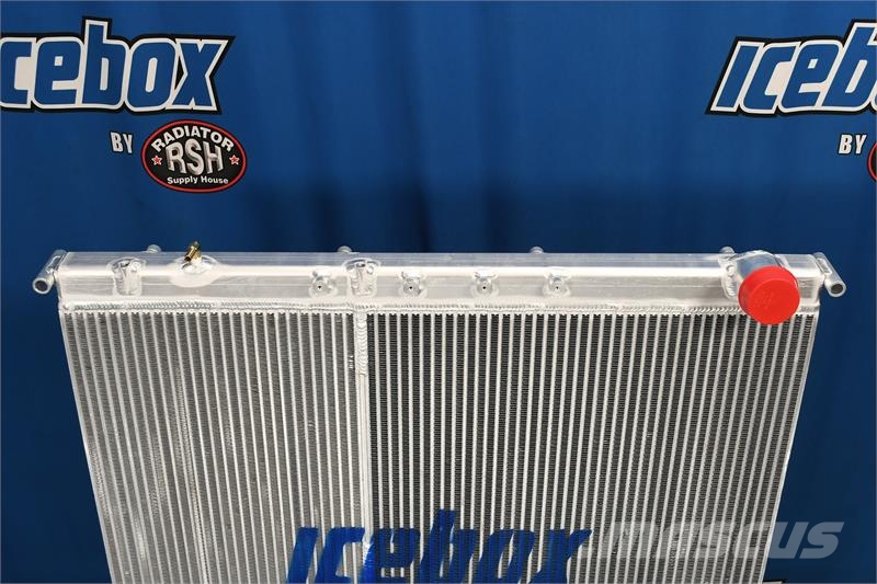 Freightliner Cascadia Radiator # 601236 Radiadores